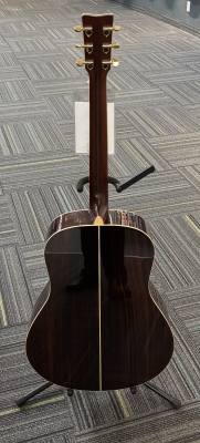 Store Special Product - Yamaha - LL16ARE